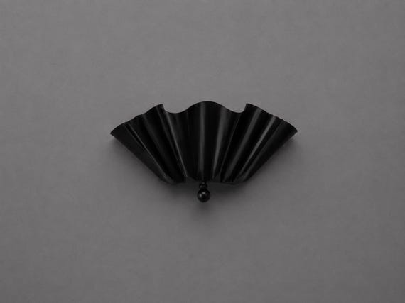 Black Art Deco Wall Sconce, Sculptural Fluted Metal Sconce, Vintage Modern Wall Light