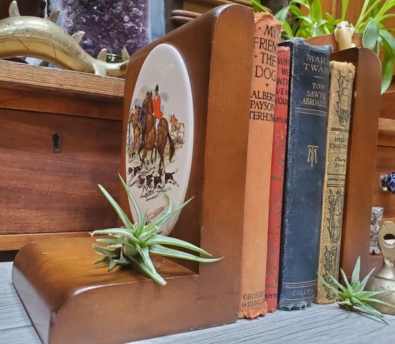 Vintage wooden bookends walnut with ceramic insets of English hunt   1934