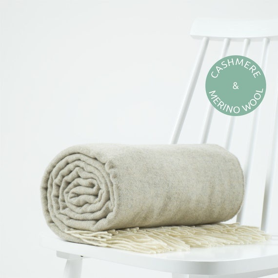 Cashmere merino wool throw blanket 140x200 cm (55x78 in) with fringes, Beige herringbone blanket, Minimalist sofa throw